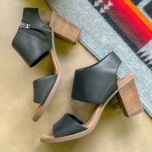 Tom’s Black Leather Heeled Sandals 8